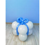 Подставка из шаров для фонтана "Подарок"